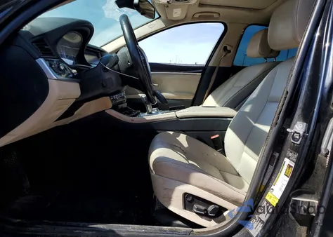 2011 BMW 535 Xi из США, поврежденный, VIN WBAFU7C53BC781240